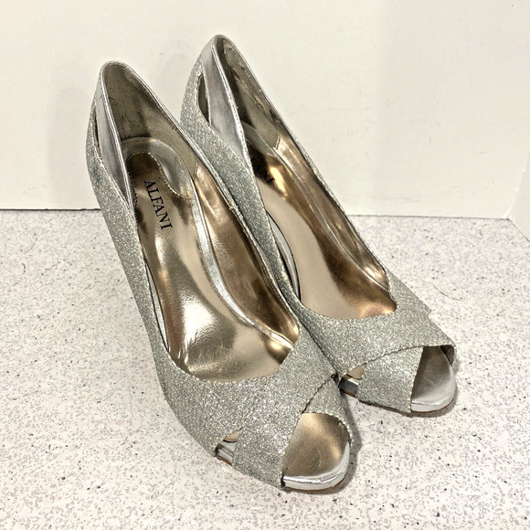 Alfani Lyrra Dressy Silver Pumps US size 5.5 Open Toe Glittery Metallic Finish - Picture 6 of 9